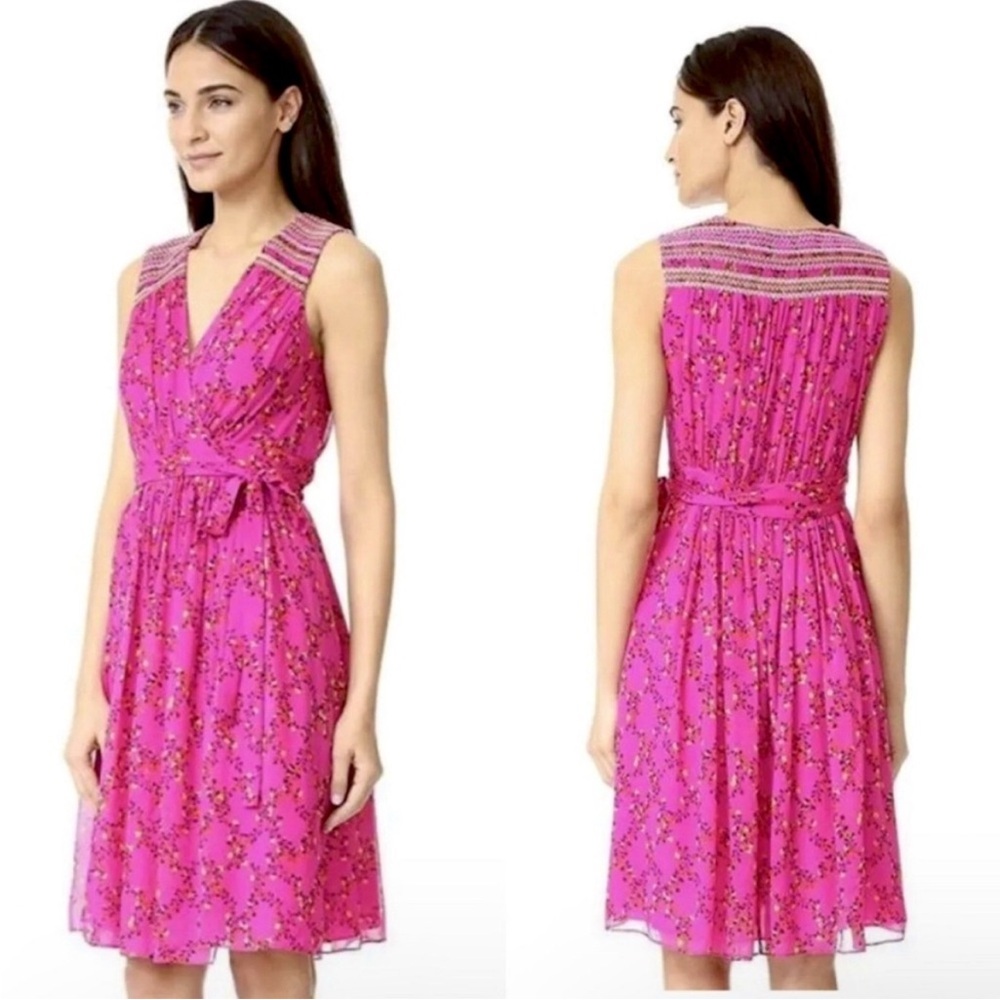 Diane Von Furstenberg Bali Wrap Dress Size 4 Pink Floral 100% Silk Sleeveless